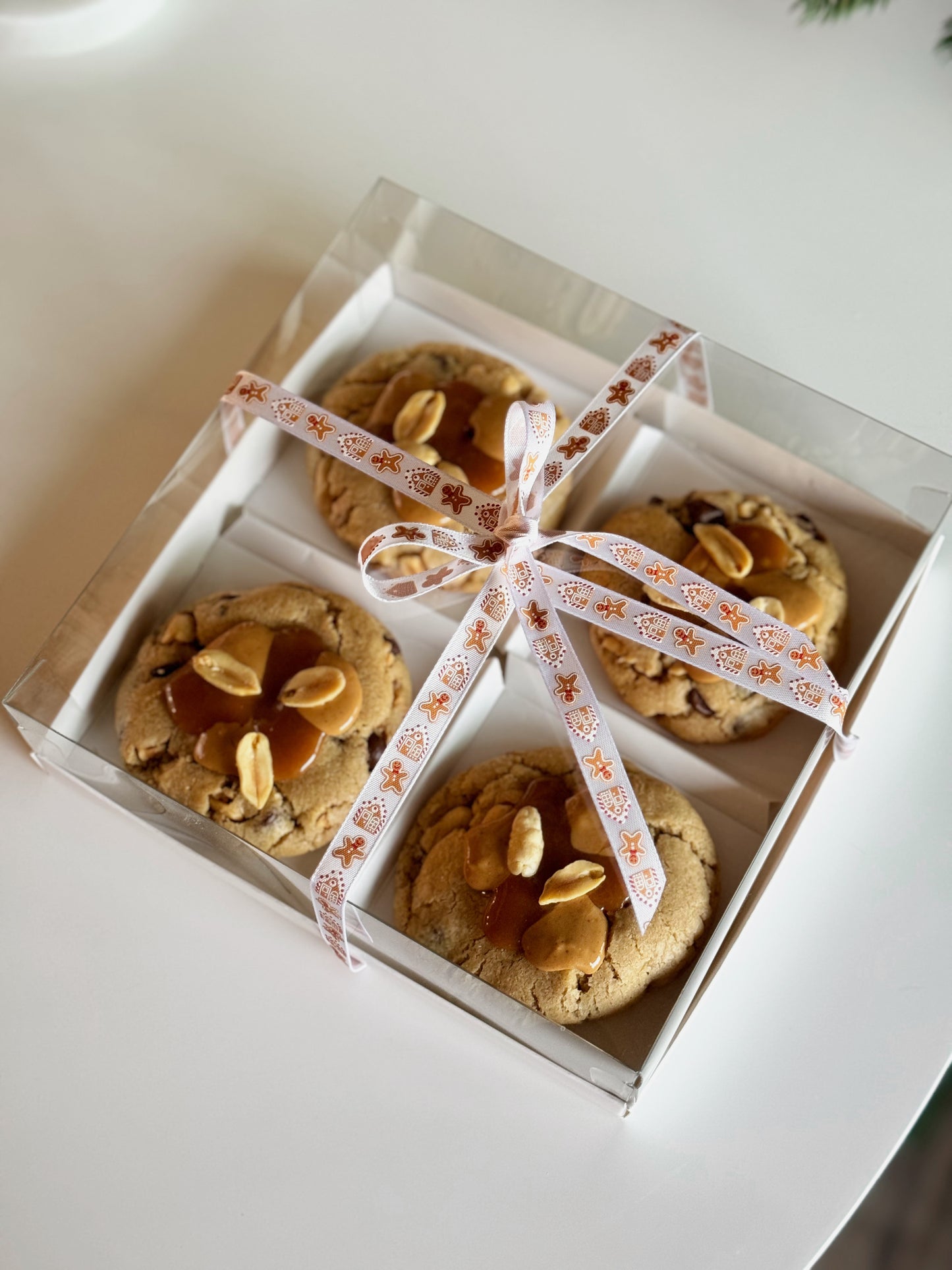 Peanutbutter cookies with caramel